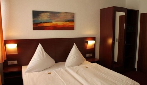 Business Single Room