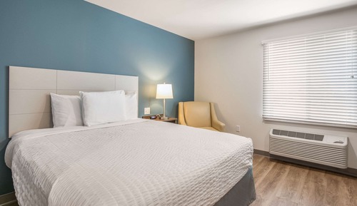 Standard Room, 1 Queen Bed, Non Smoking