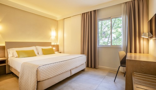 Premium Apartment, 1 Bedroom (2 adults + 2 children)