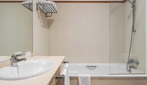 Deluxe Double Room (Comunicada)