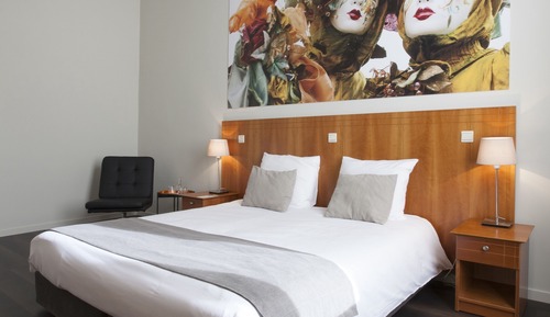 Standard Double Room Single Use, Bathtub