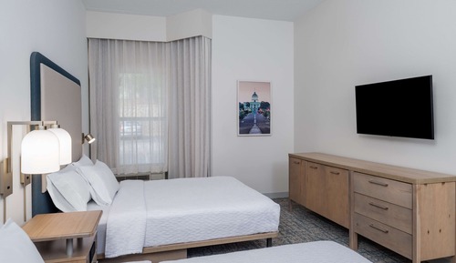 Suite, 2 Queen Beds, Accessible (Roll-in Shower)