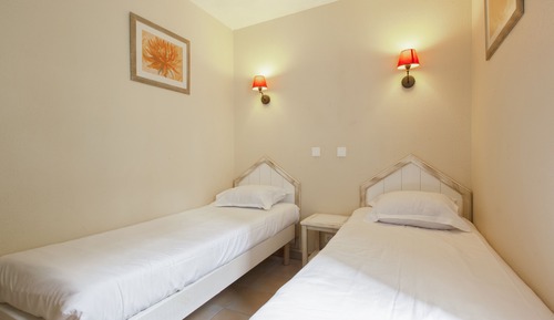Apartment 8 people - 2 bedrooms + 1 sleeping alcove - Terrace or balcony