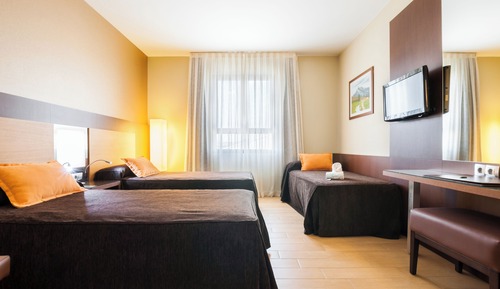 Triple Room