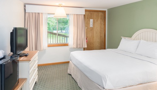 Standard Room, 1 King Bed