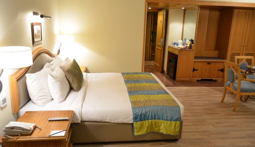 Super Deluxe Room