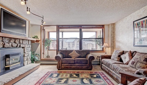 Condo, 2 Bedrooms