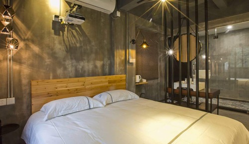 Laddea To Clouds King Size Room 