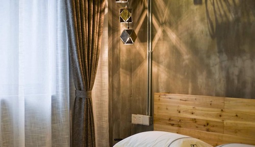  Dawn Pavilion King Size Room 