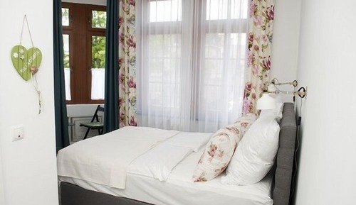 Gallery Double Room Single Use (Gallery)