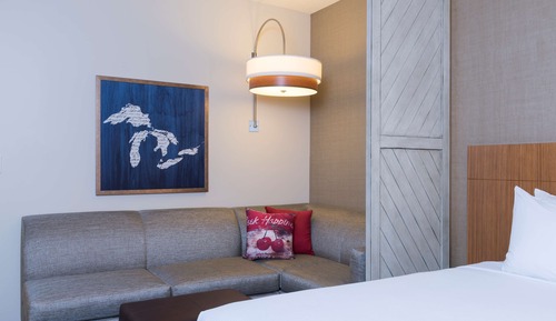 Room (2 King Beds and 1 Sofa Bed)