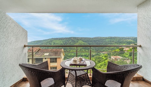 Mountain View Privilege Suite With Balcony
