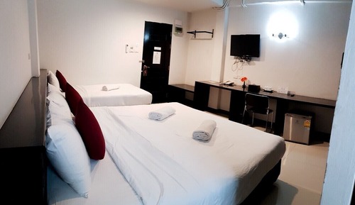 Deluxe Triple Room