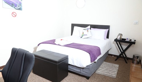 Comfort Room (Purple Room)