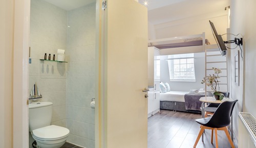 Studio, Ensuite (Family)