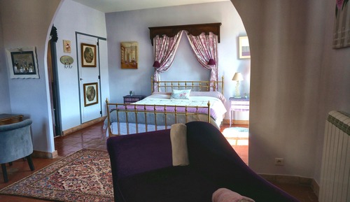 Amethyst Room