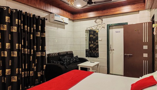AC Deluxe Room