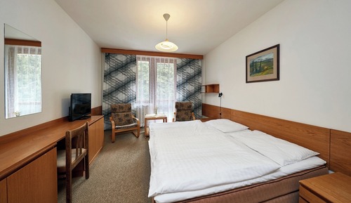Two-Bedroom Apartment with Spa Package