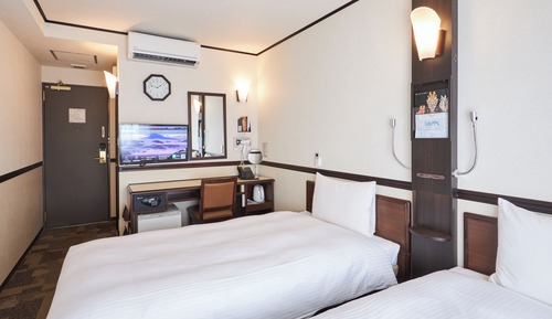Standard Twin Room, Smoking