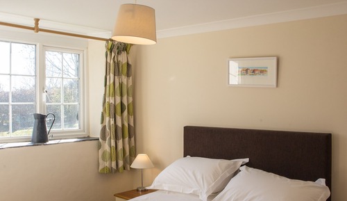 Family Cottage, Ensuite (Pendragon CottageHengroen)