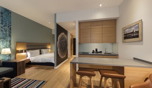 Executive Suite, Balcony