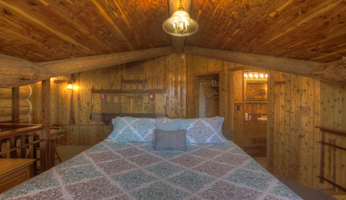 Family Cabin (House of Poverty)