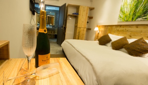 Standard Double or Twin Room, 1 Bedroom, Private Bathroom, Pool View