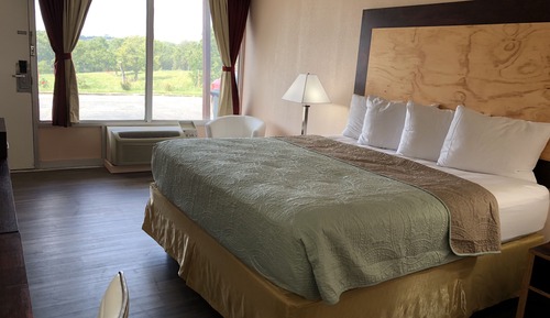 Standard Room, 1 King Bed, Non Smoking