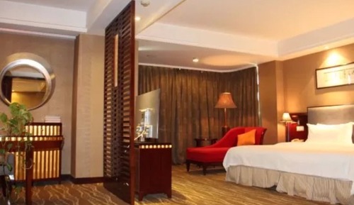 Premier King Room
