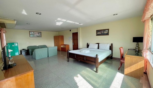 Executive Suite, 1 King Bed, Bathtub