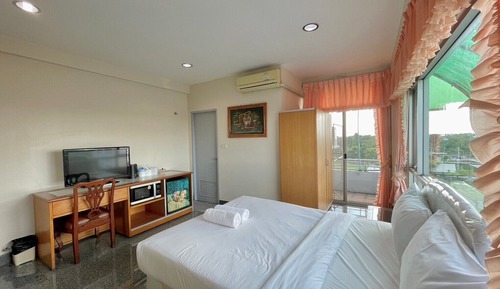Deluxe Double Room, 1 King Bed, Bathtub