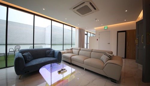 Rooftop Party Room