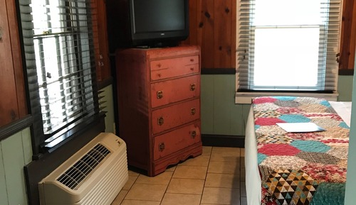 Standard Room, 1 King Bed, Balcony (The River Rapids Room)