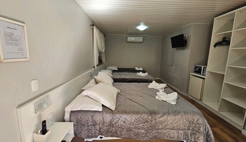 Apartment, Multiple Beds