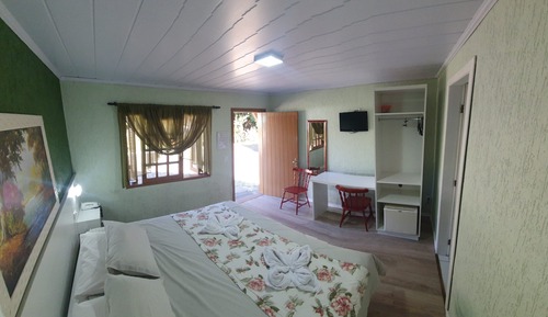 Chalet, 1 Double or 2 Twin Beds