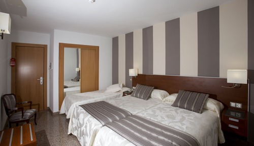 Habitación triple superior, 3 camas individuales