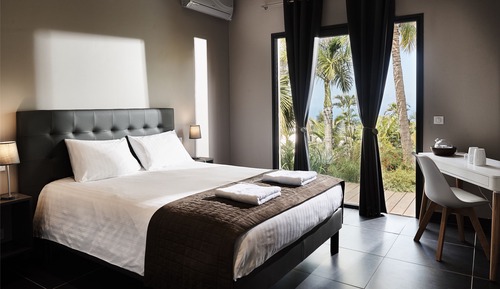 Double Room, 1 Queen Bed, Ocean View (Vetivier)