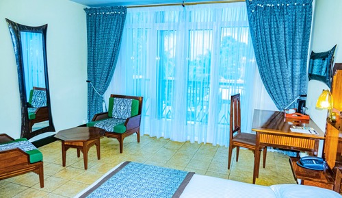 Triple Room