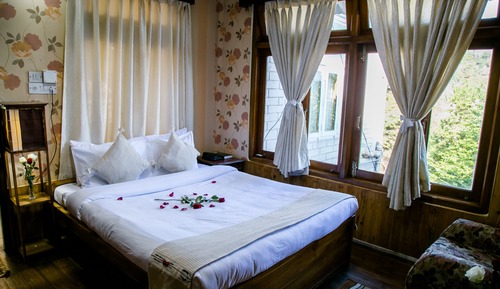 Classic Double Room, 1 Queen Bed, Hill View