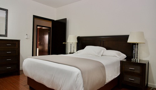 Luxury Apartment, 3 Bedrooms (402)