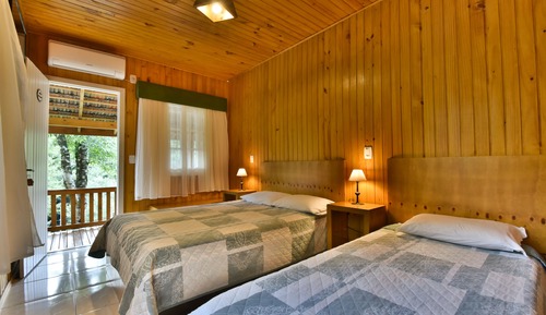 Standard Chalet