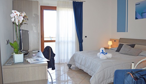 Standard Triple Room, Balcony