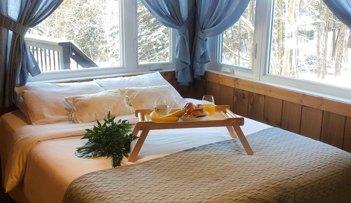 Gallery Chalet, 2 Bedrooms, Lake View