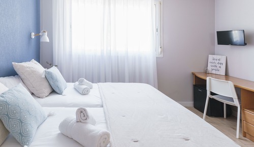 Economy Twin Room