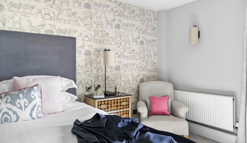 Suite, Sea View