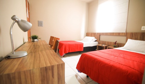 Quarto  Standard 2 camas solteiro com ar cond