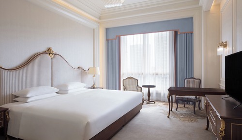 Room, 1 King Bed, City View