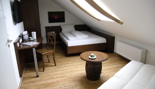 Guest Room (small)