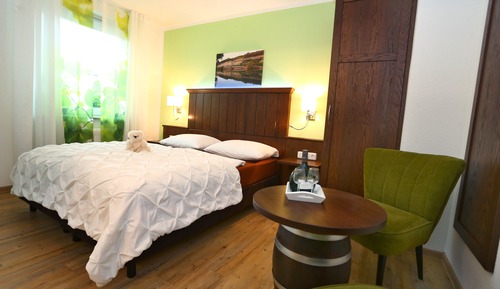 Double Room (Kabinett)