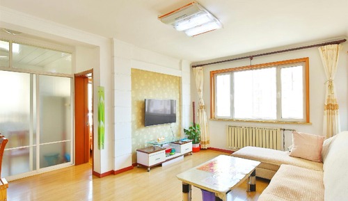 Three-Bedrooms Apartment